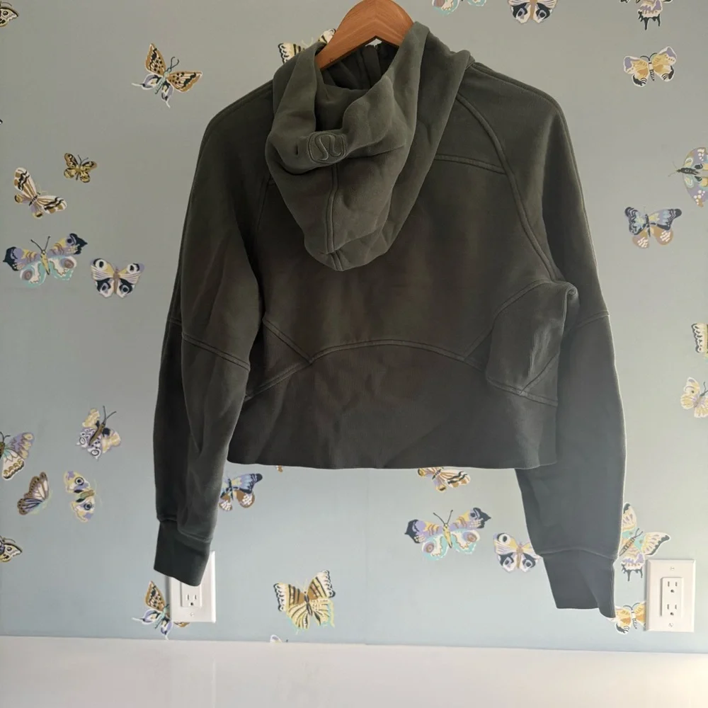 Lululemon Athletica Green Women's Zip Up Hoodie - Picture 2 of 7
